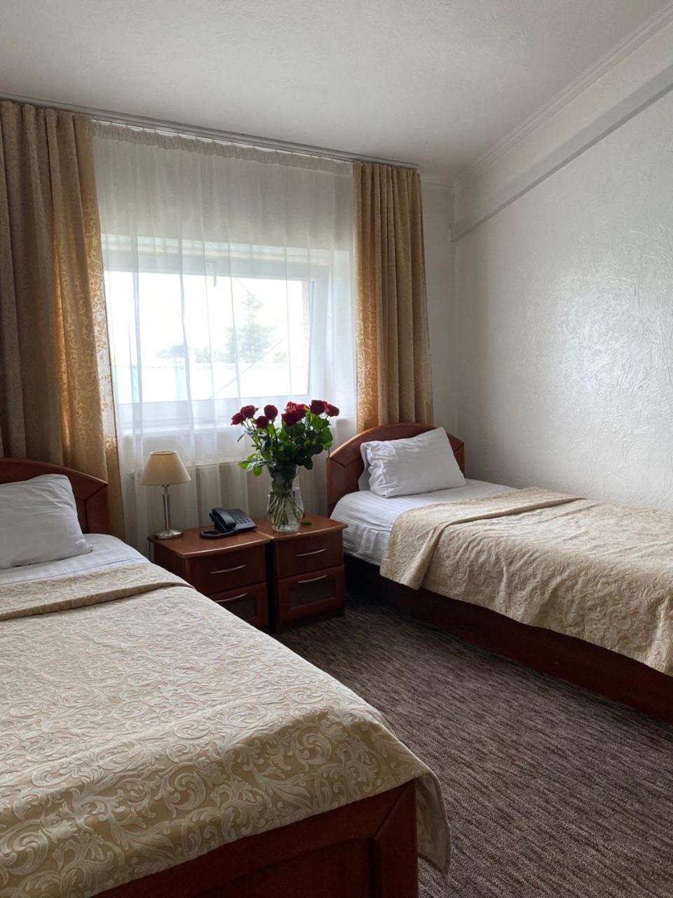 Hotel Kopa - Zhovkva Εξωτερικό φωτογραφία
