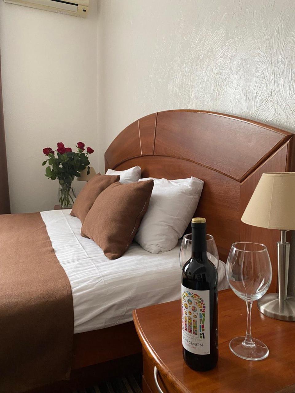 Hotel Kopa - Zhovkva Εξωτερικό φωτογραφία