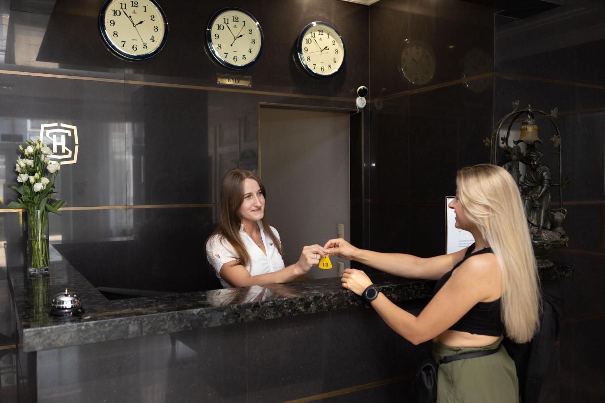 Hotel Kopa - Zhovkva Εξωτερικό φωτογραφία