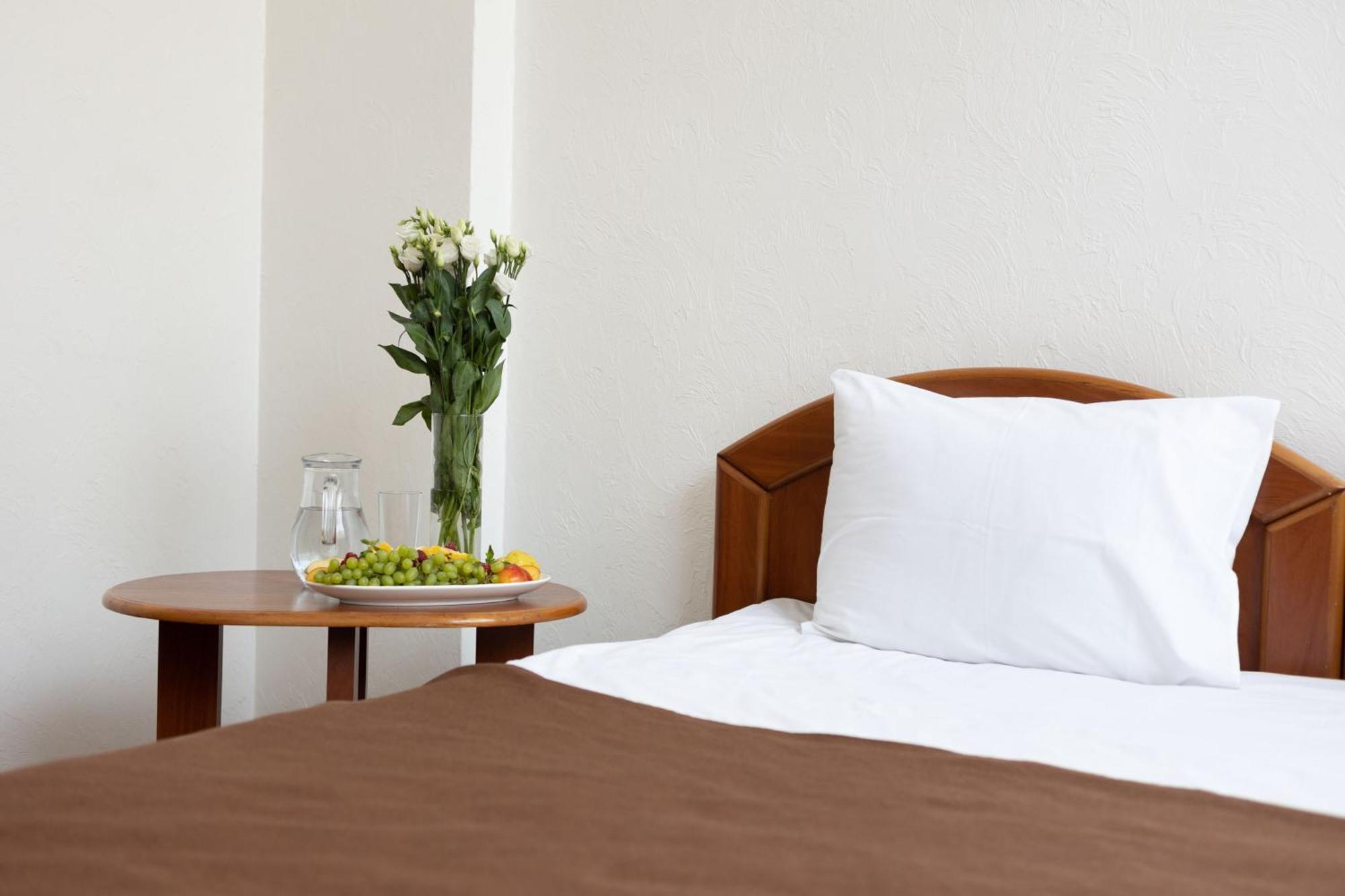 Hotel Kopa - Zhovkva Εξωτερικό φωτογραφία