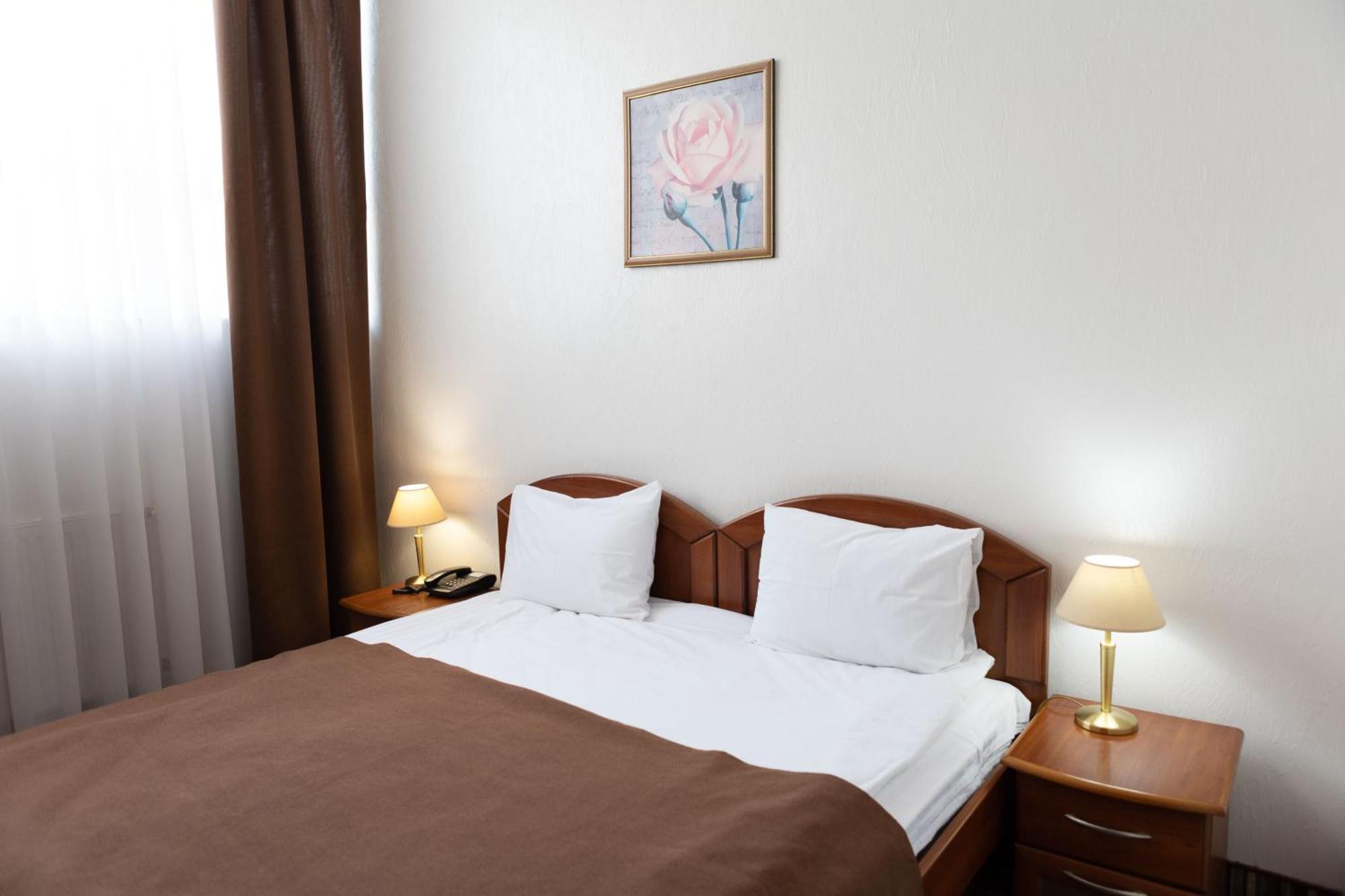 Hotel Kopa - Zhovkva Εξωτερικό φωτογραφία